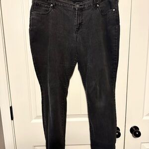 Women’s Black Skinny Jeans